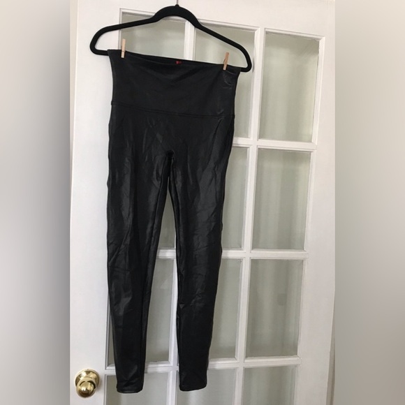 Spanx faux leather leggings - Picture 3 of 5